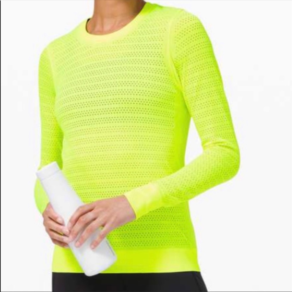 Lululemon swiftly breathe long sleeve size 4